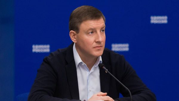 Андрей Турчак: Законопроект об особом порядке отобрания детей из семьи необходимо отложить