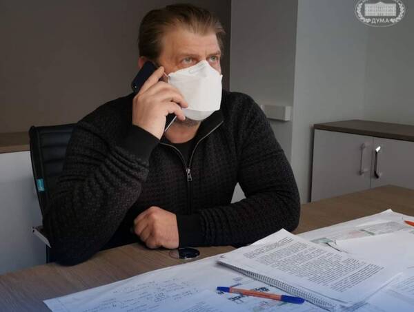 Депутат Брянской облдумы Николай Ковтунов помог оплатить реабилитацию суражского мальчика