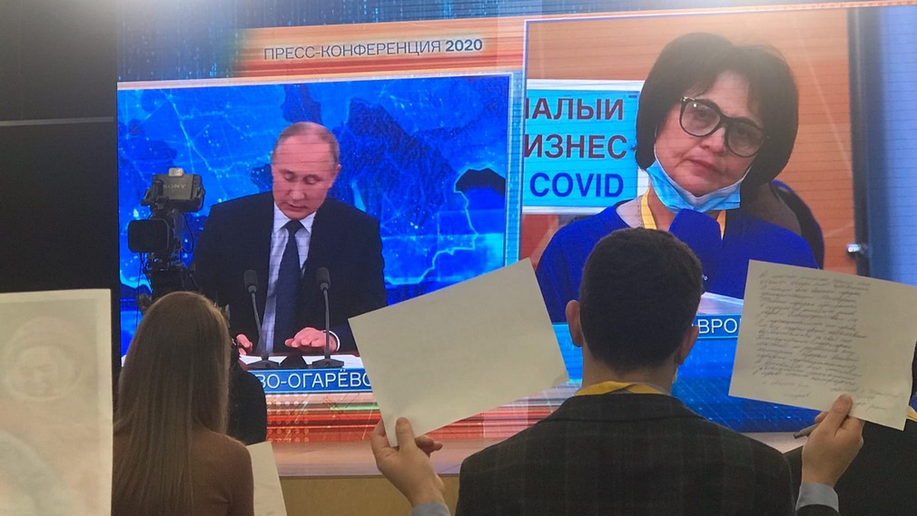 Владимир Путин рассказал о поддержке граждан в пандемию в 838 млрд рублей