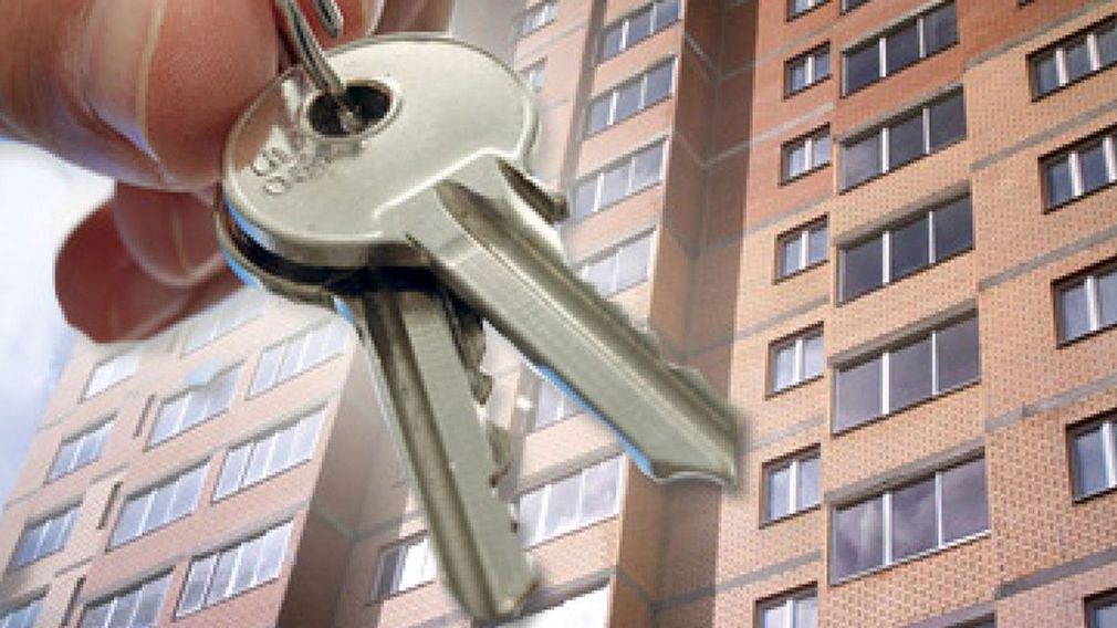 Дети-сироты Брянщины получают бесплатное жилье в новых домах