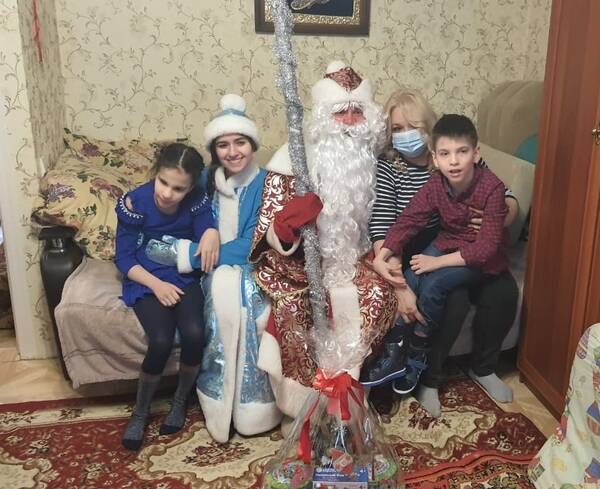 Глава Брянска Марина Дбар исполнила новогоднюю мечту близнецов