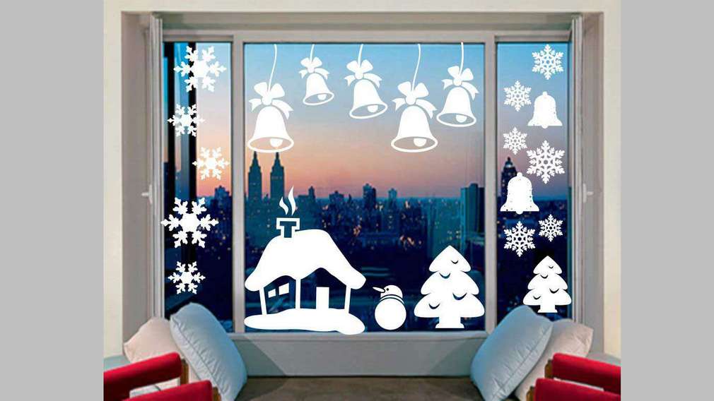 Брянцы участвуют в акции «Новогодние Окна»