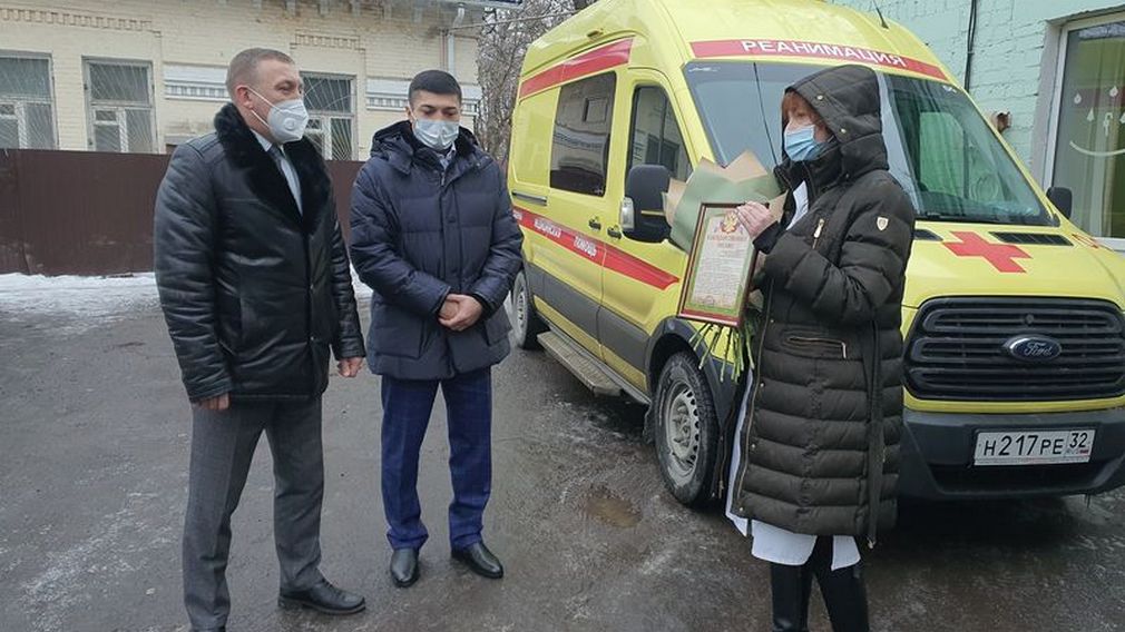 В Брянской области власти создают лучшие условия работы для медиков