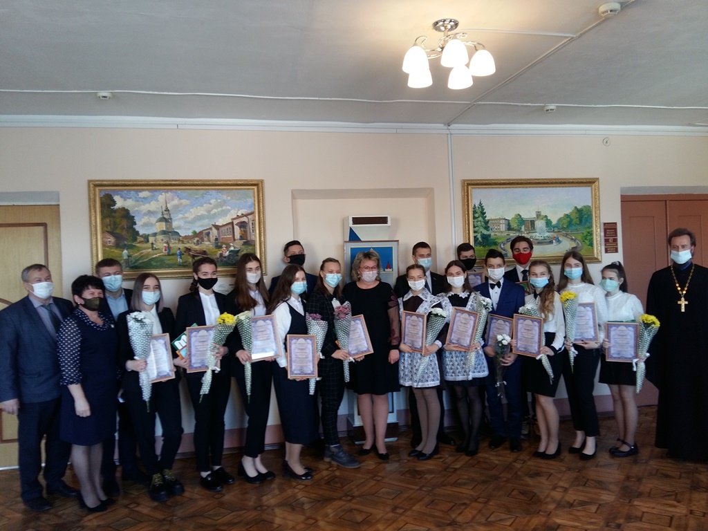 В Карачевском районе наградили одаренных детей