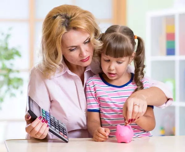 Брянским семьям с детьми от 3 до 7 лет направят 2,2 млрд рублей на выплаты