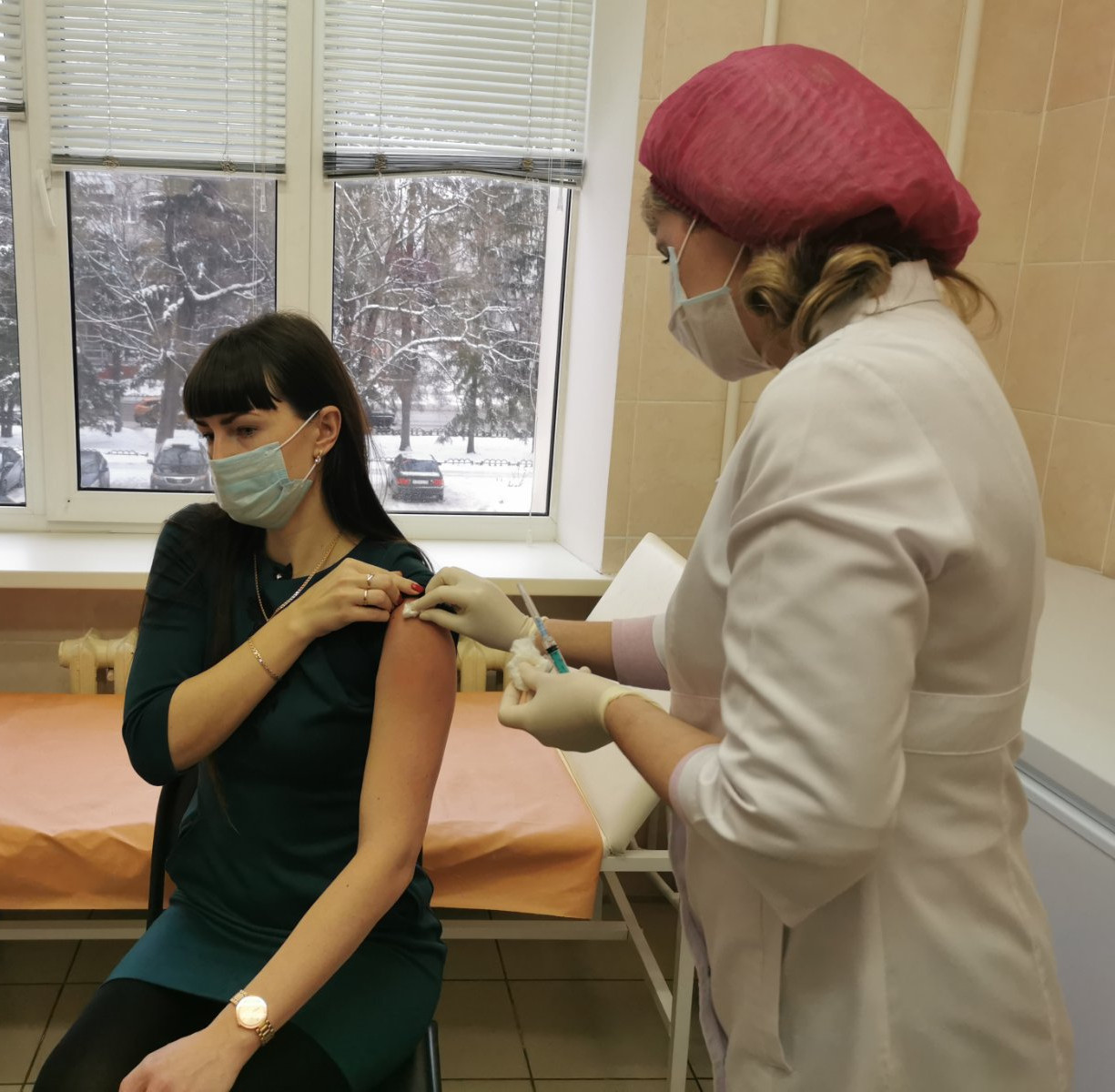 На Брянщине вакцинацию от коронавируса проводят в 31 медучреждении