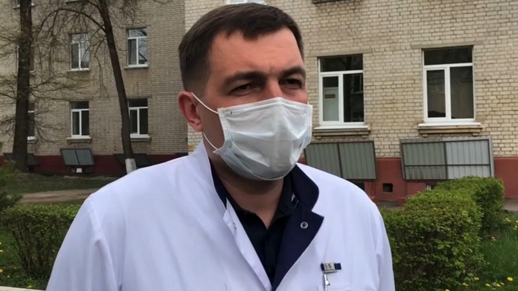 Брянский главврач Сергей Галаганов считает прививки от коронавируса спасением