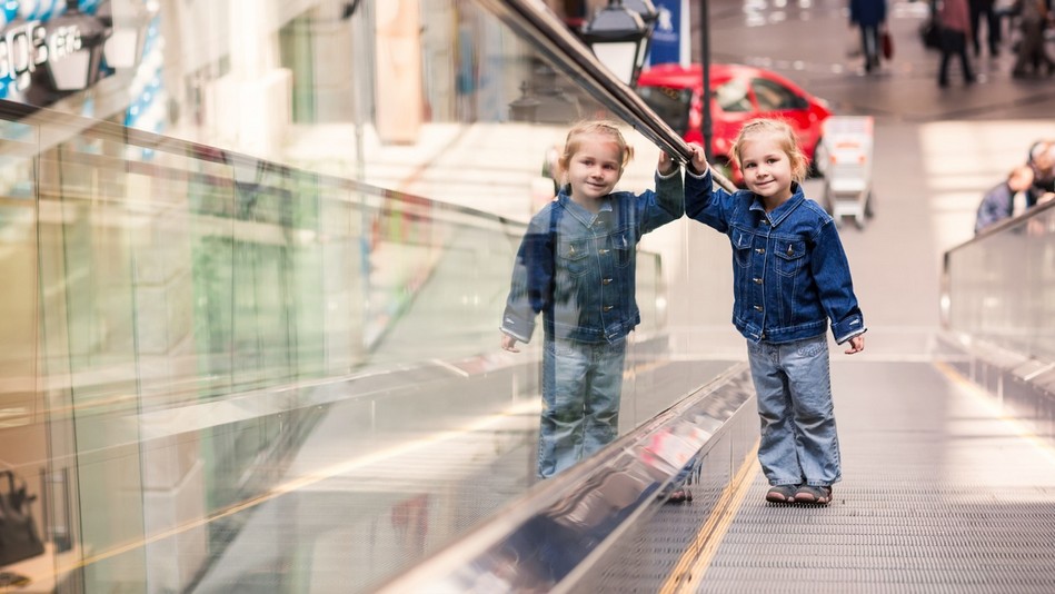 В Брянской области продлен запрет на нахождение детей и подростков в ТРЦ на новогодних каникулах