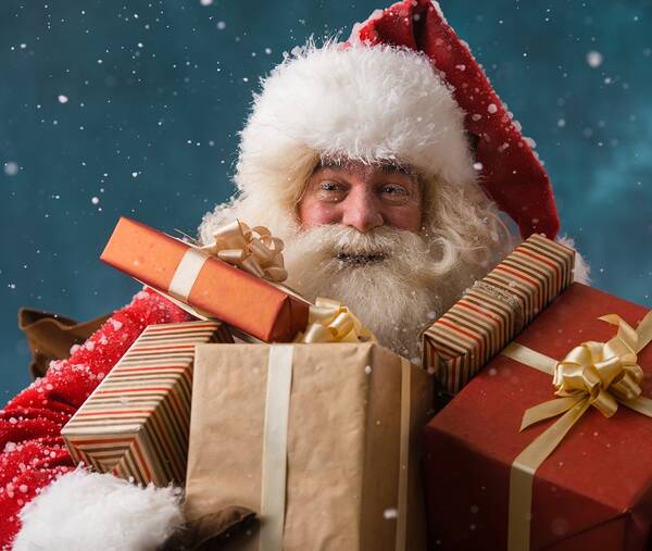 Брянский департамент сельского хозяйства вручил подарки воспитанникам дома ребенка и инвалидам