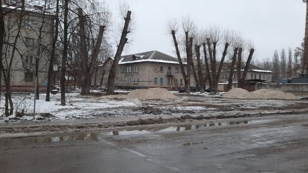 В центре Володарского района Брянска появятся детские площадки