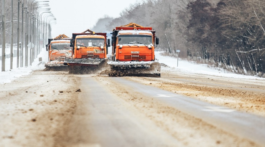 Брянские коммунальщики обеспечили комфорт и безопасность в новогодние праздники