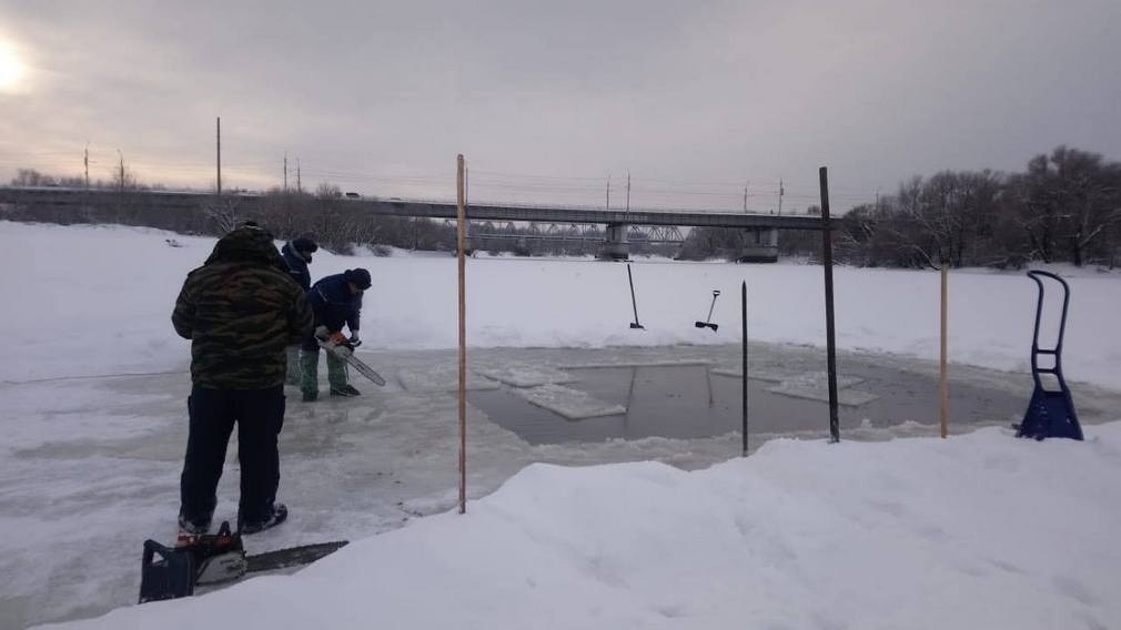 В Брянске организованы три купели для крещенских омываний