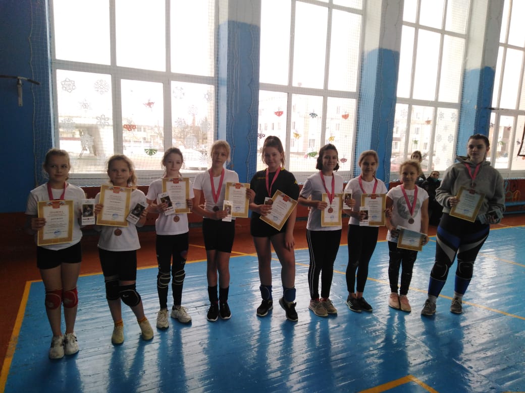 Новогодние волейбольные состязания