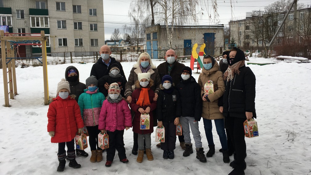 Александр Коробко, заместитель губернатора Брянской области, навестил воспитанников приюта