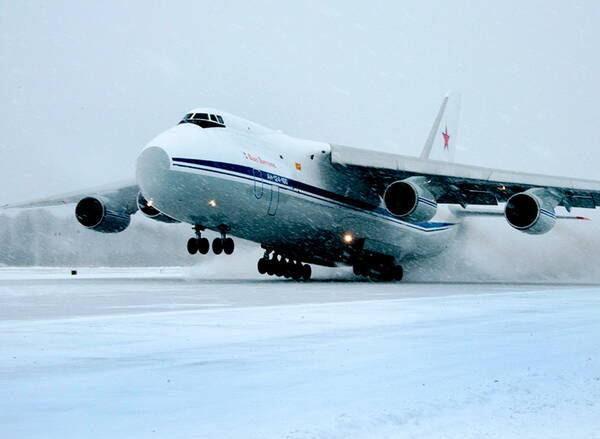 Шесть военно-транспортных «Русланов» впервые в небо поднялись  одновременно