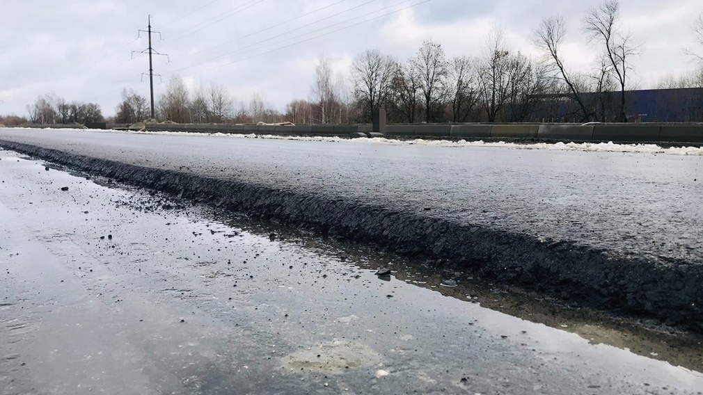 В брянской Дубровке проведут капремонт дороги по улице Кирова за 4,4 млн рублей
