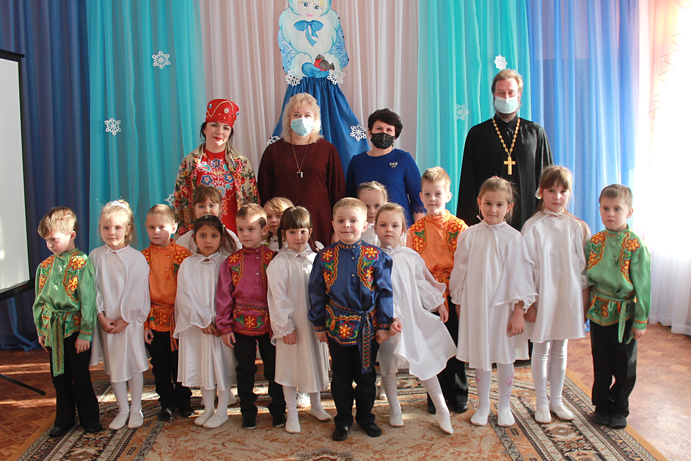 Святочные представления прошли в образовательных учреждениях Карачева