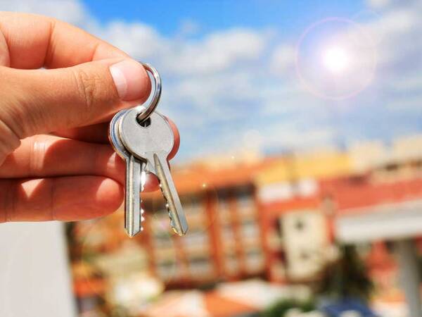 В 2021 году на покупку квартир для брянских детей-сирот израсходуют около 400 млн рублей