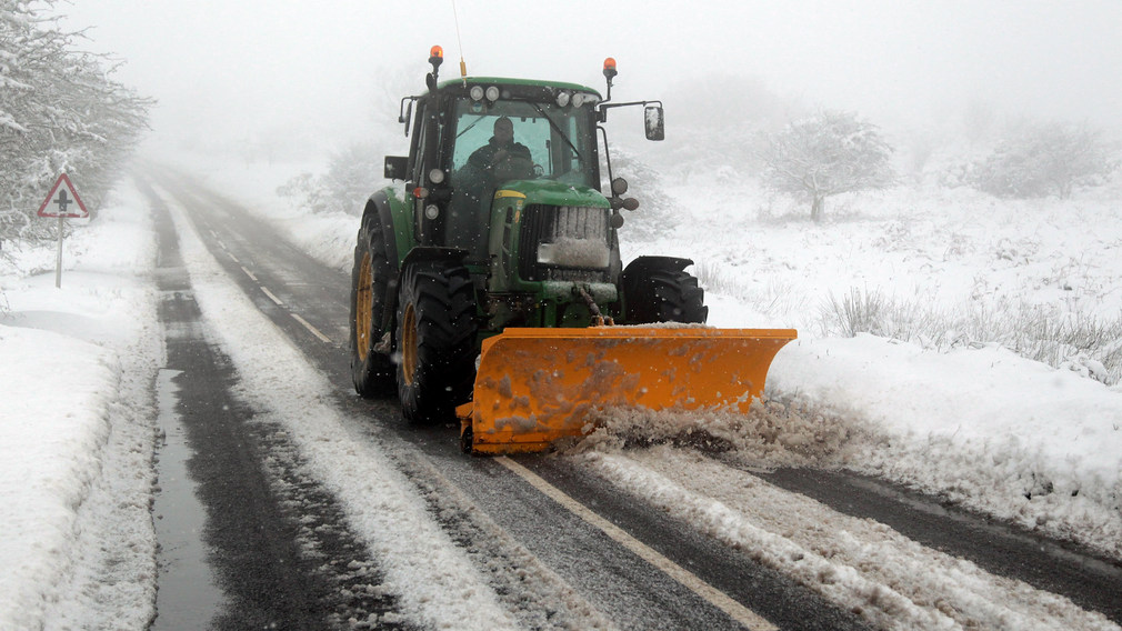 На федеральные трассы Брянщины за минувшие сутки вышли 34 единицы спецтехники