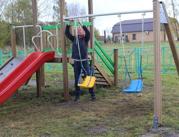 На Брянщине, в Жирятинcком районе благоустраивают сельские территории