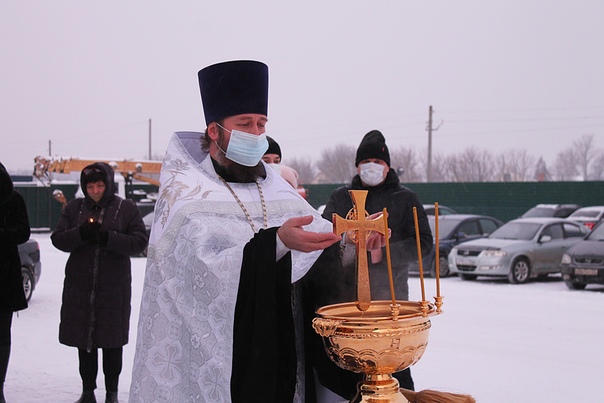 Благочинный Карачевского церковного округа совершил Чин Великого освящения воды на территории ООО «БЗК»