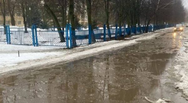 В Брянске исчезнут «утопающие в лужах» дороги