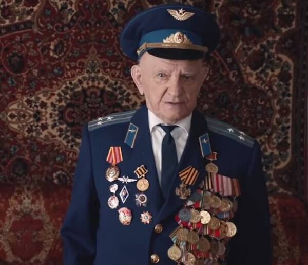 Председатель брянского отделения «ДОСААФ России» поддержал ветерана