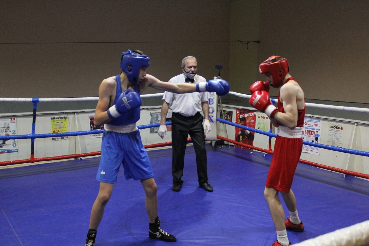 Карачевские спортсмены стали призерами первенства Брянской области по боксу