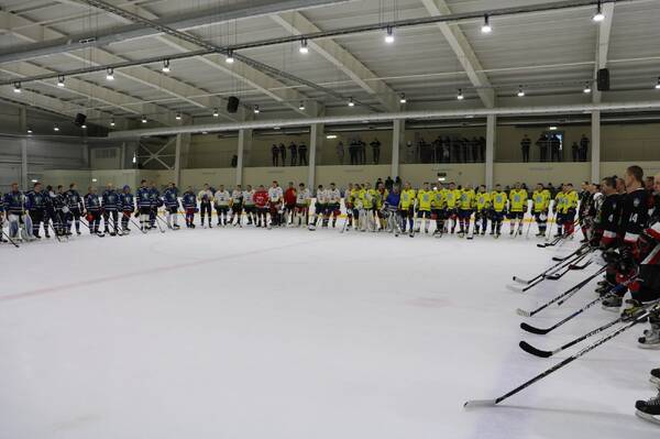 Хоккейный турнир памяти воина-интернационалиста состоялся в брянском Стародубе