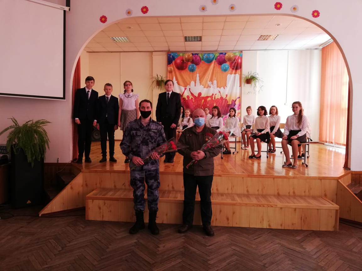 Брянские росгвардейцы провели тематический урок, посвящённый 32 годовщине вывода советских войск из Афганистана