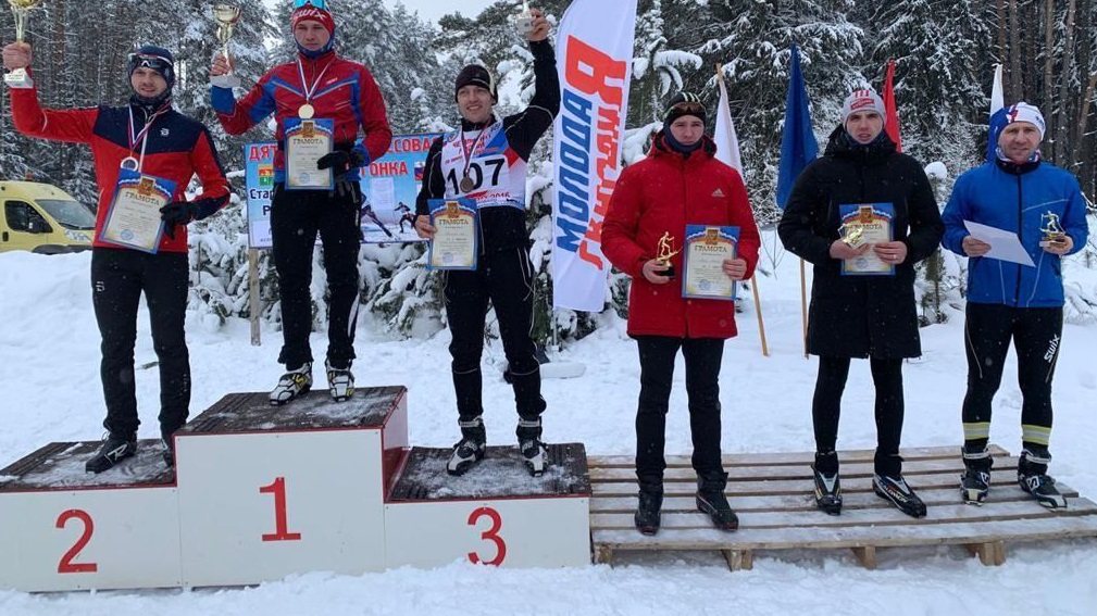 Дятьковских лидеров «Лыжни России-2021» наградили призами от депутата Сергея Перепелова