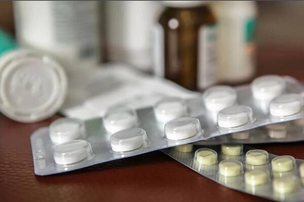 Брянщине на закупку лекарств от Covid-19 выделили еще 19 млн рублей