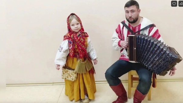 Брянцы могут поддержать юную частушечницу в конкурсе зрительских симпатий