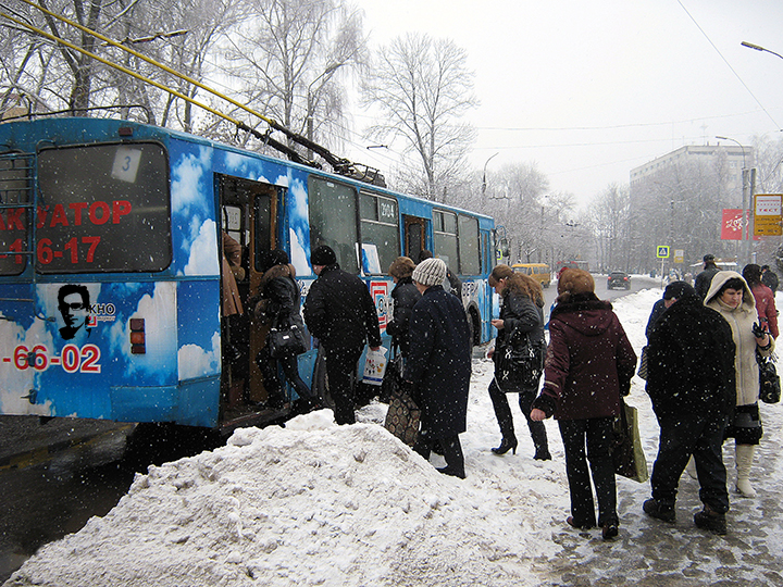 В Брянске подешевели билеты в муниципальном транспорте при расчете картой «МИР»