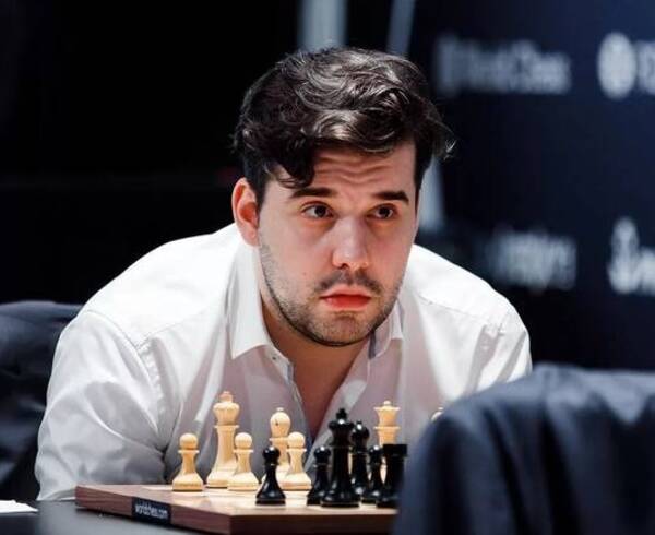 Брянский шахматист Ян Непомнящий обыграл чемпиона мира