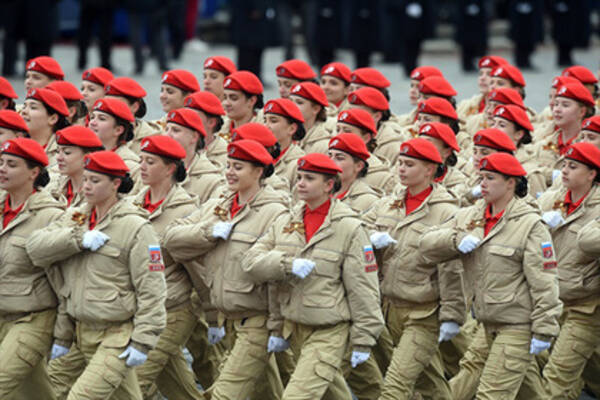 Брянские юнармейцы присоединятся к акциям в честь 8 Марта