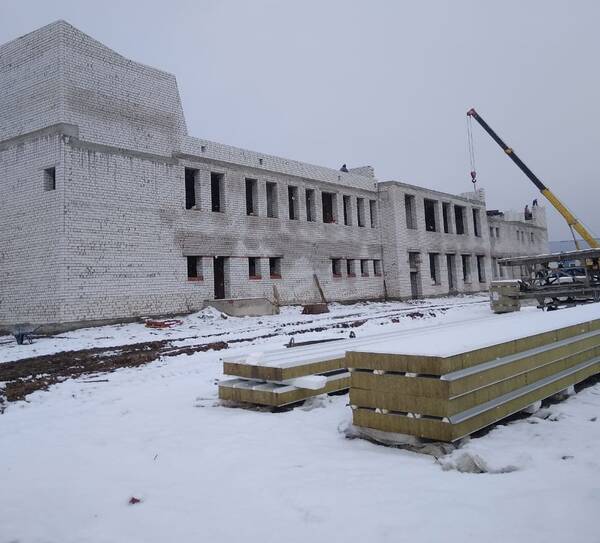 В брянском Почепе продолжается строительство Дворца спорта