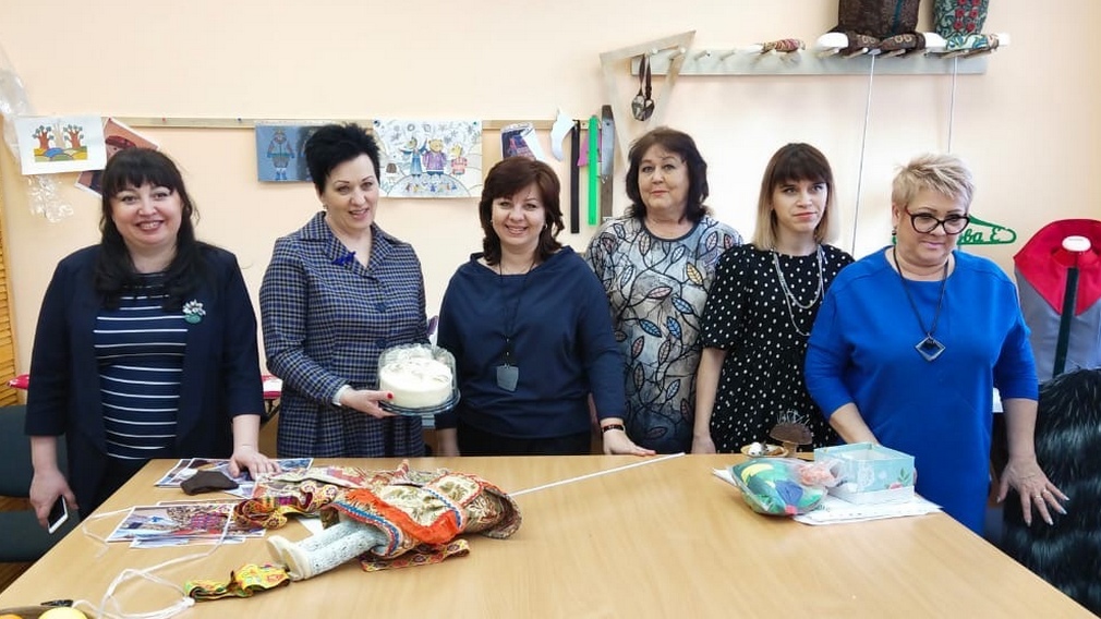 Депутат Государственной Думы РФ поздравила брянских кукольников