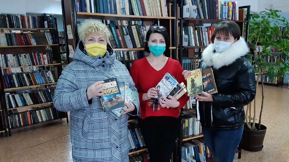 «Добромировцы» из Новозыбкова подарили детям замечательные книги