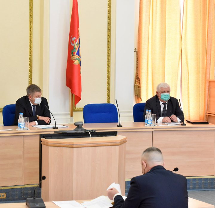 В Брянской области прошло заседание комиссии по предупреждению и ликвидации ЧС и обеспечению ПБ