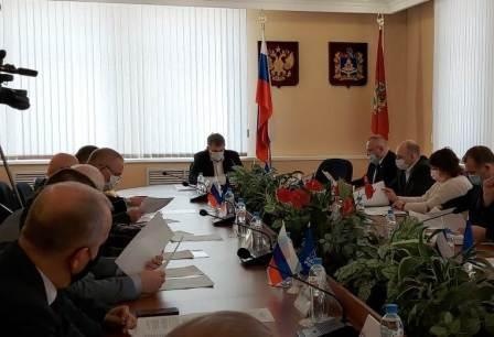 Больше половины федерального оргкомитета предварительного голосования «Единой России» — общественники