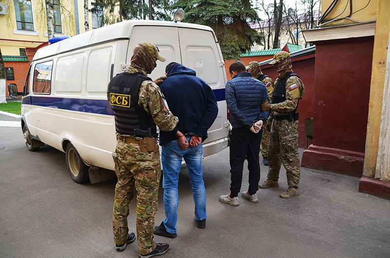 Осуждены члены группировки наркоторговцев