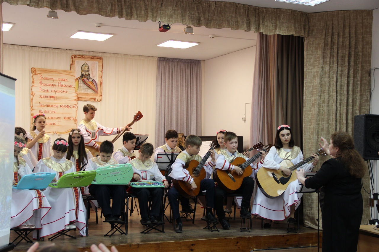 В Карачевском ДДТ состоялся концерт в честь 800-летия князя Александра Невского