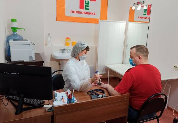 Владимир Путин призвал всех граждан России сделать прививку