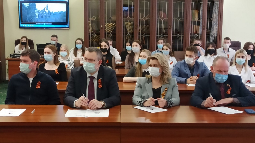 В БГУ им. Петровского проходит Диктант Победы