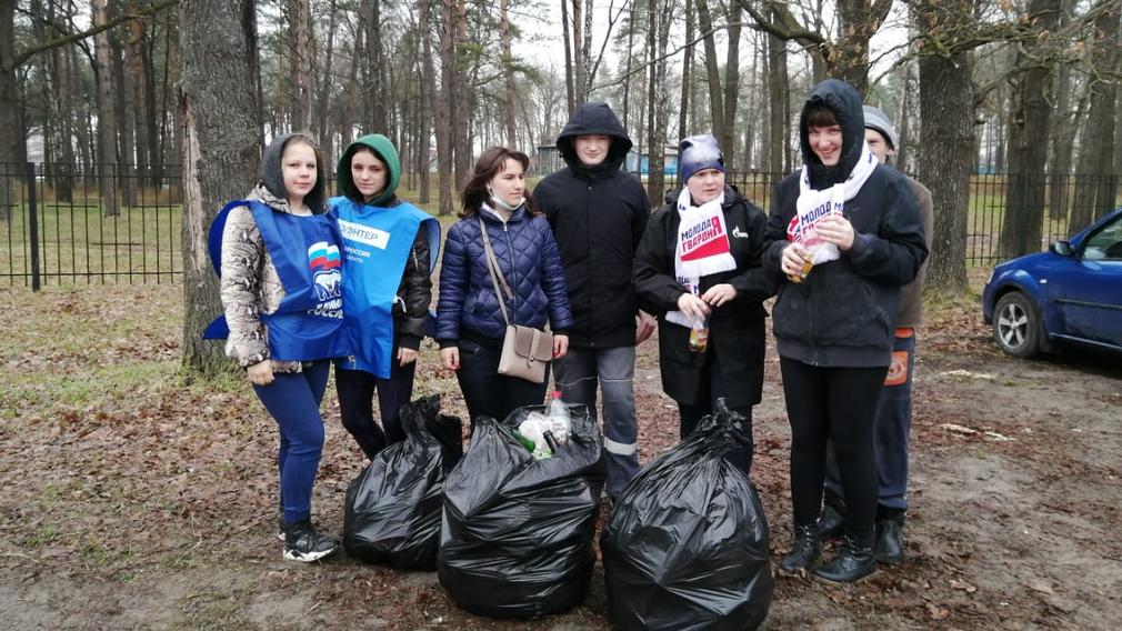 Для студентов навлинского техникума субботник прошел в виде игры