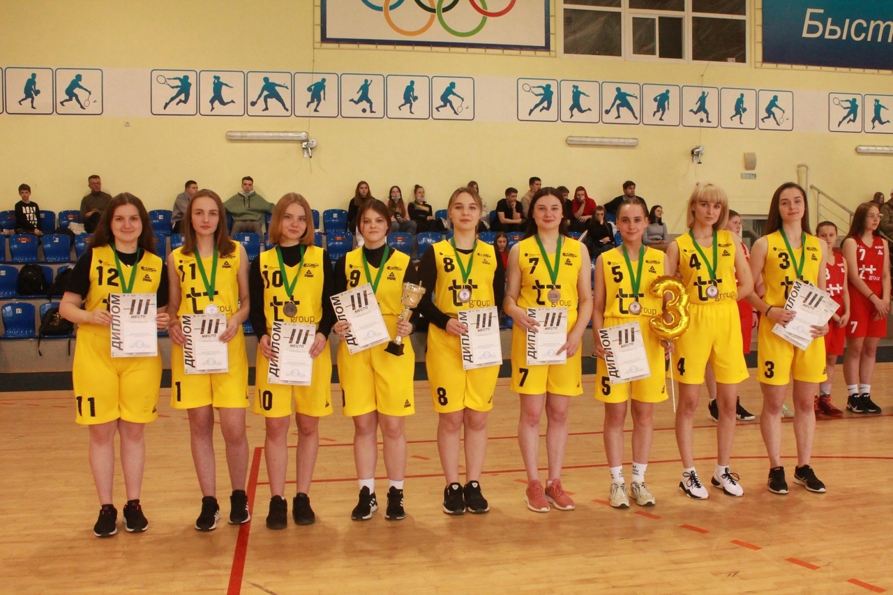 Карачевские баскетболистки стали бронзовыми призерами регионального этапа «КЭС-БАСКЕТ»