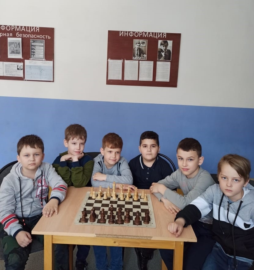 Карачевские юные шахматисты участвуют в отборочных турнирах на первенство Брянской области