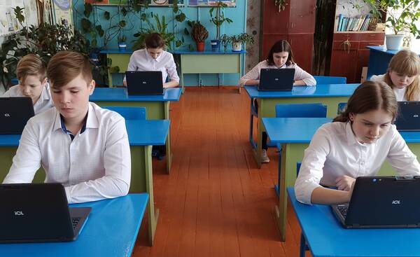 В Комаричскую школу Брянской области поставлено современное оборудование