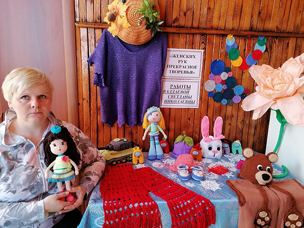 Создает красоту своими руками